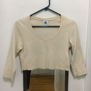 🌹3/$15 Y2K Vintage Ellemenno V-Neck Crop Top